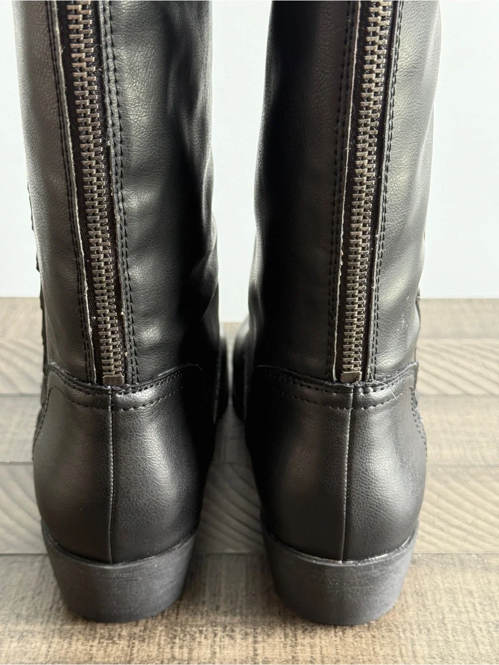 MIA Crossings Tall Boots Women’s Knee High Riding Boots Size 7